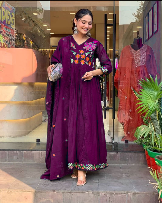 Pruple Cotton Printed Kurta Pant Dupatta Set