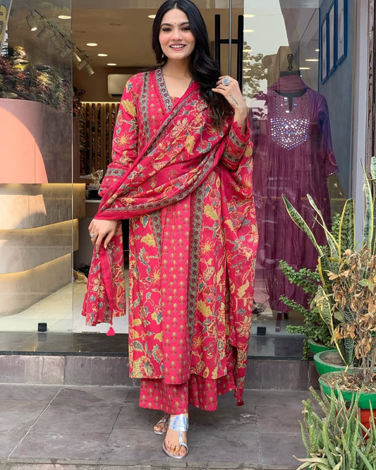 Beautiful Cotton Fabric Kurti Pant With Malmal Dupatta (Red)