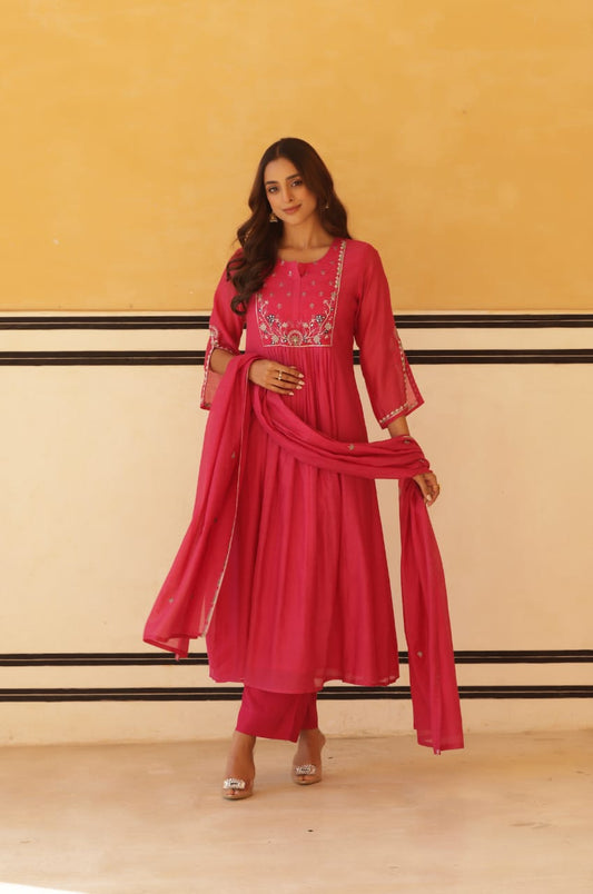 Pure Cotton Women  Kurta, Pant And Dupatta Set (Pink)