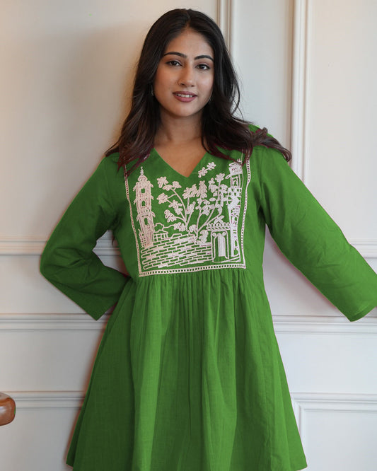 Green Linen Kurta With Embroidery Work & Stylish Culotte Palazzos