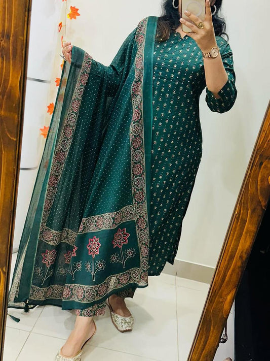 Women's Green Pure Cotton Kurti Pant & Dupatta