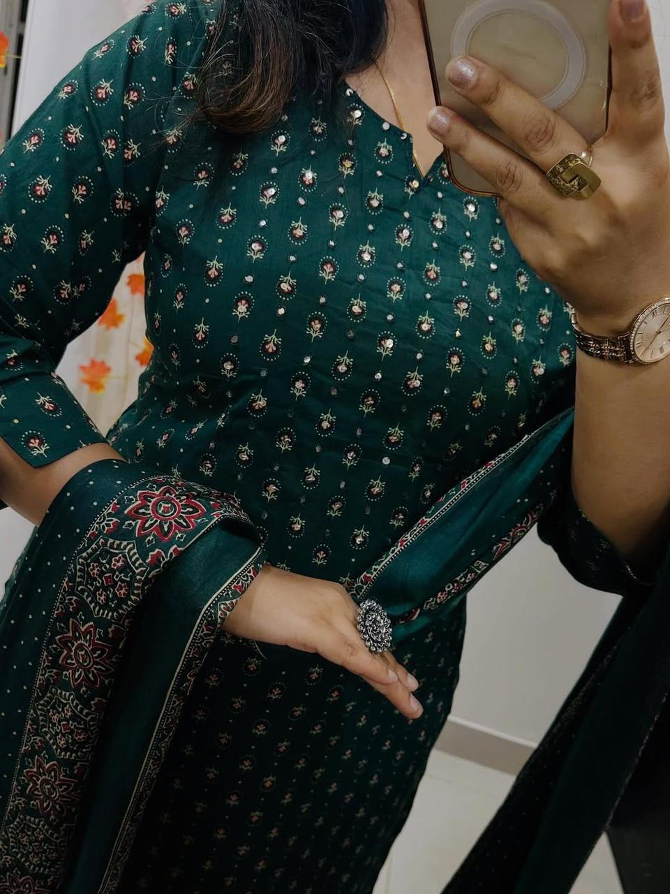 Women's Green Pure Cotton Kurti Pant & Dupatta