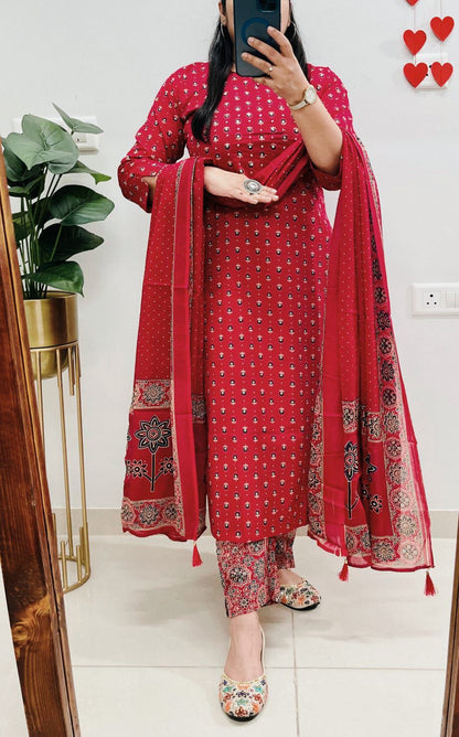 Women's Red Pure Cotton Kurti Pant & Dupatta