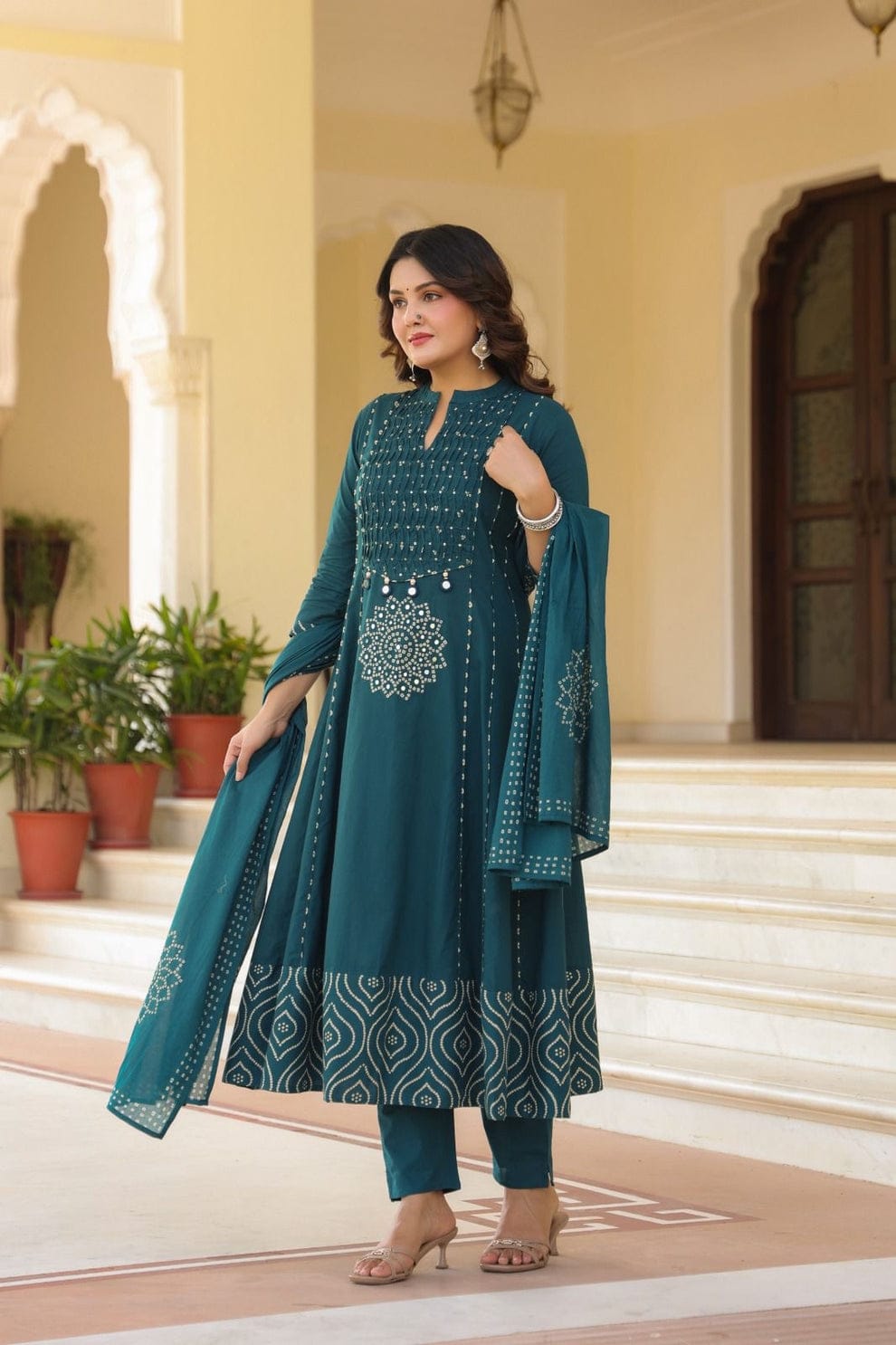 Women’s Green Embroidered Kurta Pant Set with Dupatta